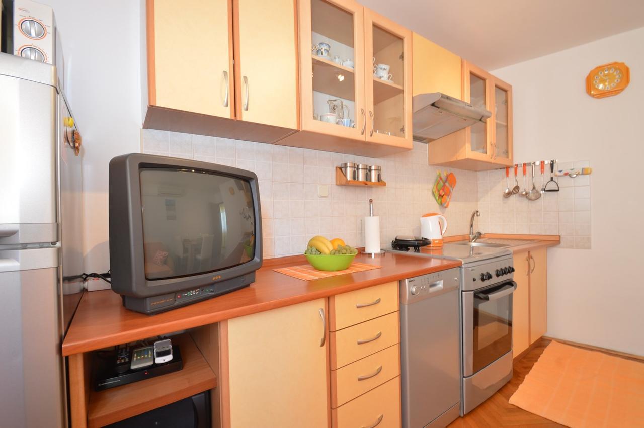 House Orhideja Hotel Mali Lošinj Eksteriør billede